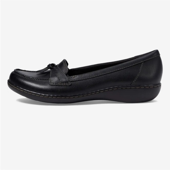 Clarks Shoes - Clarks Ashland Bubble Loafers Work Shoes Comfort Slip On Leather Black Size 7